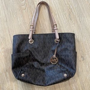 Michael Kors purse